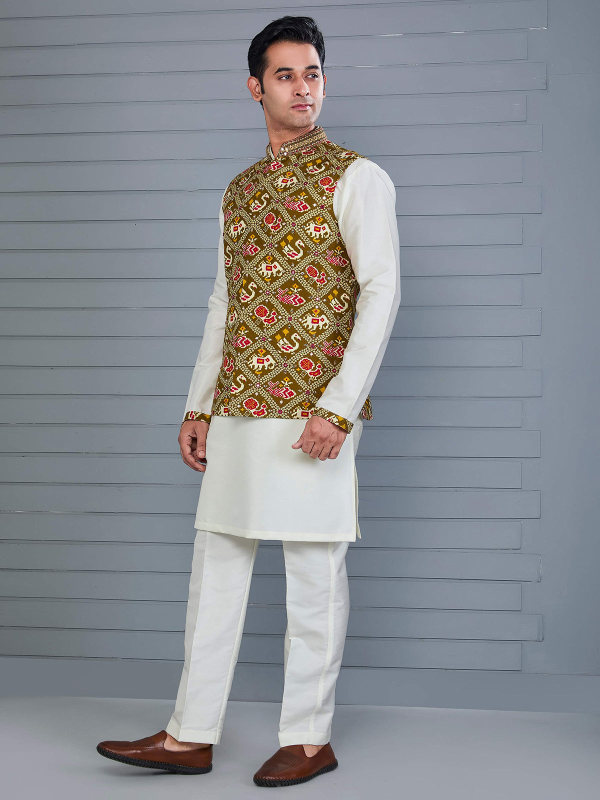 Mehendi green bandhej printed viscose silk waistcoat set