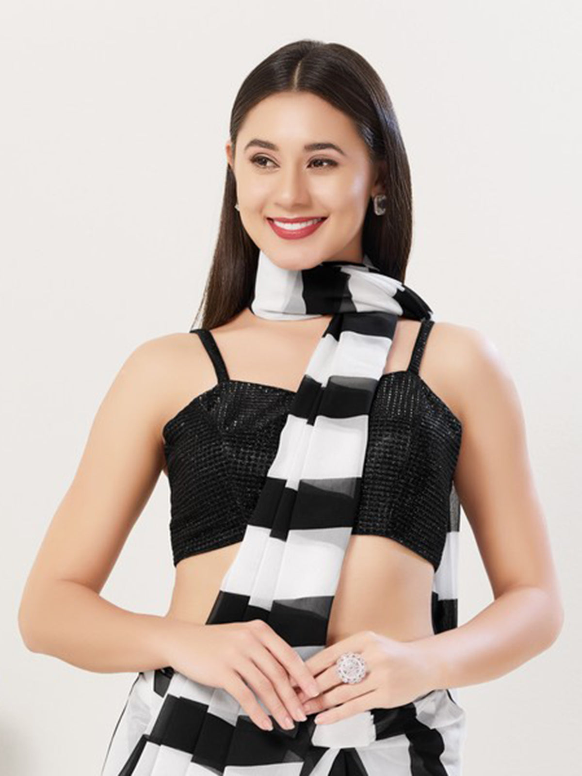 Black polyester sweetheart neck sleeveless blouse