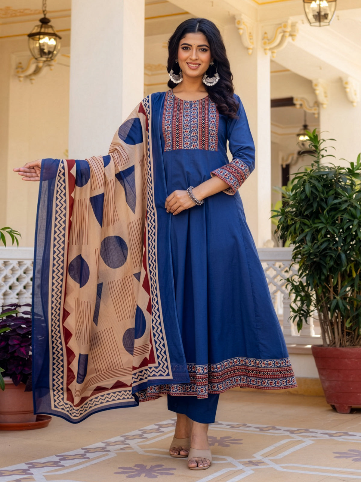 Blue cotton round neck kurti set with print