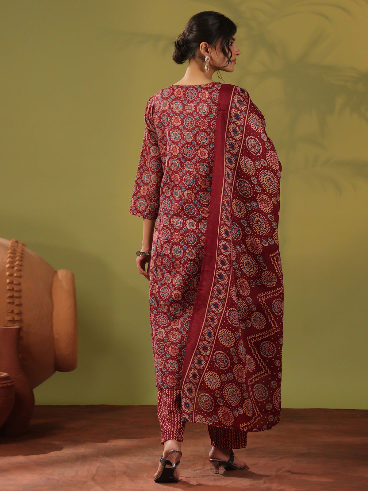Maroon cotton printed kurti set with V neckline