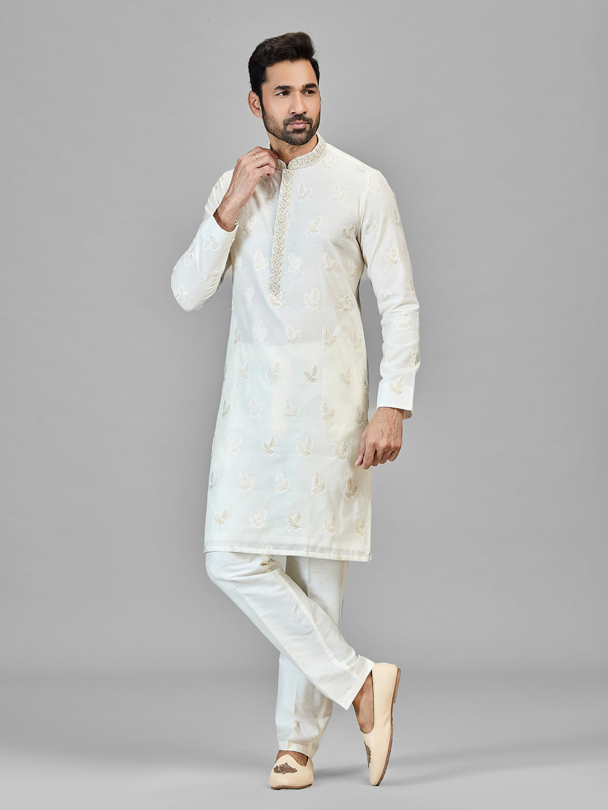 Cream banarasi chanderi regal statement piece