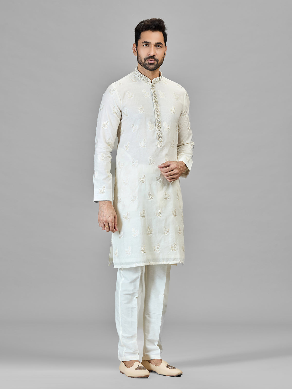 Cream banarasi chanderi regal statement piece
