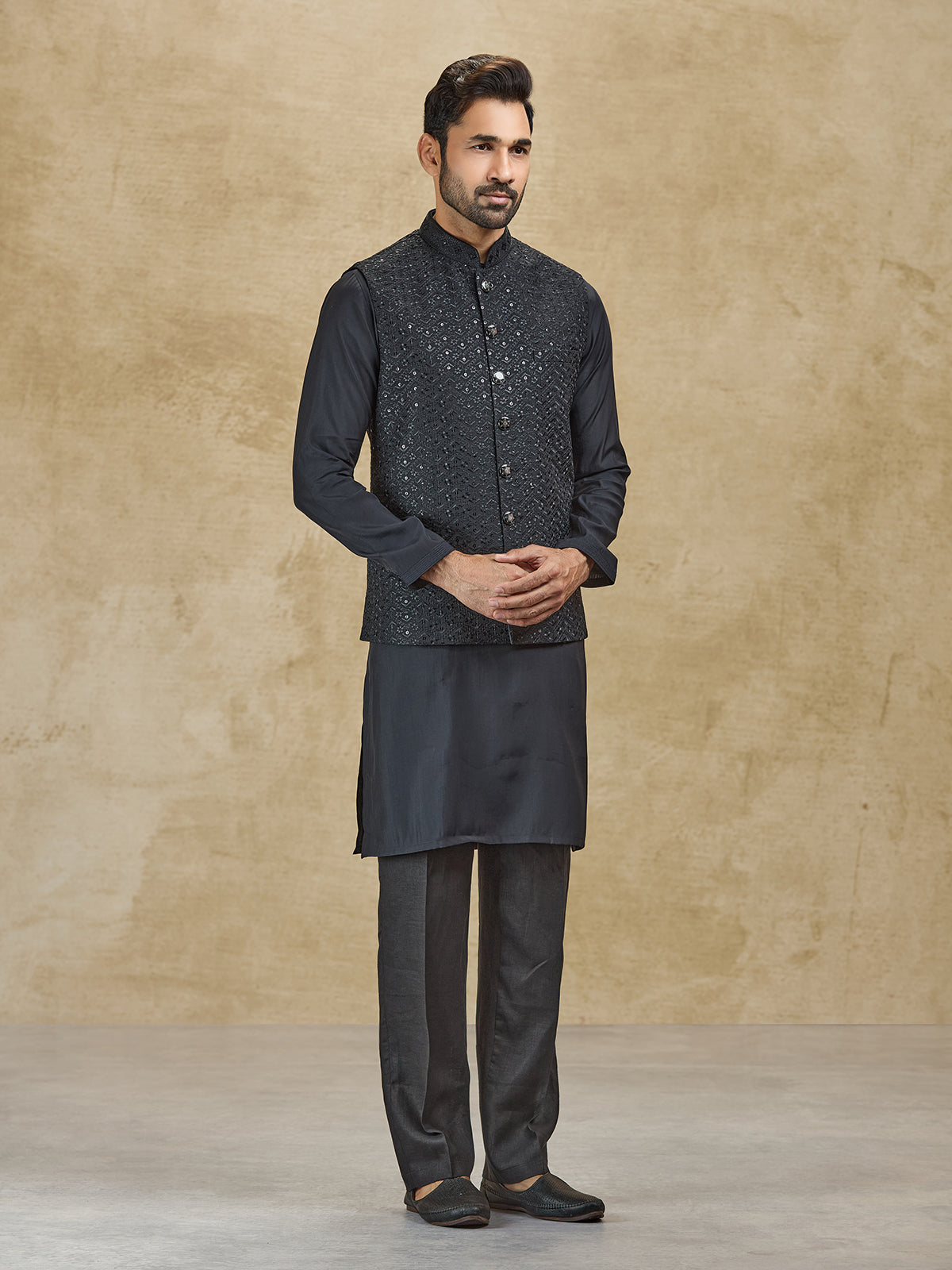 Black silk embroidered waistcoat set for men