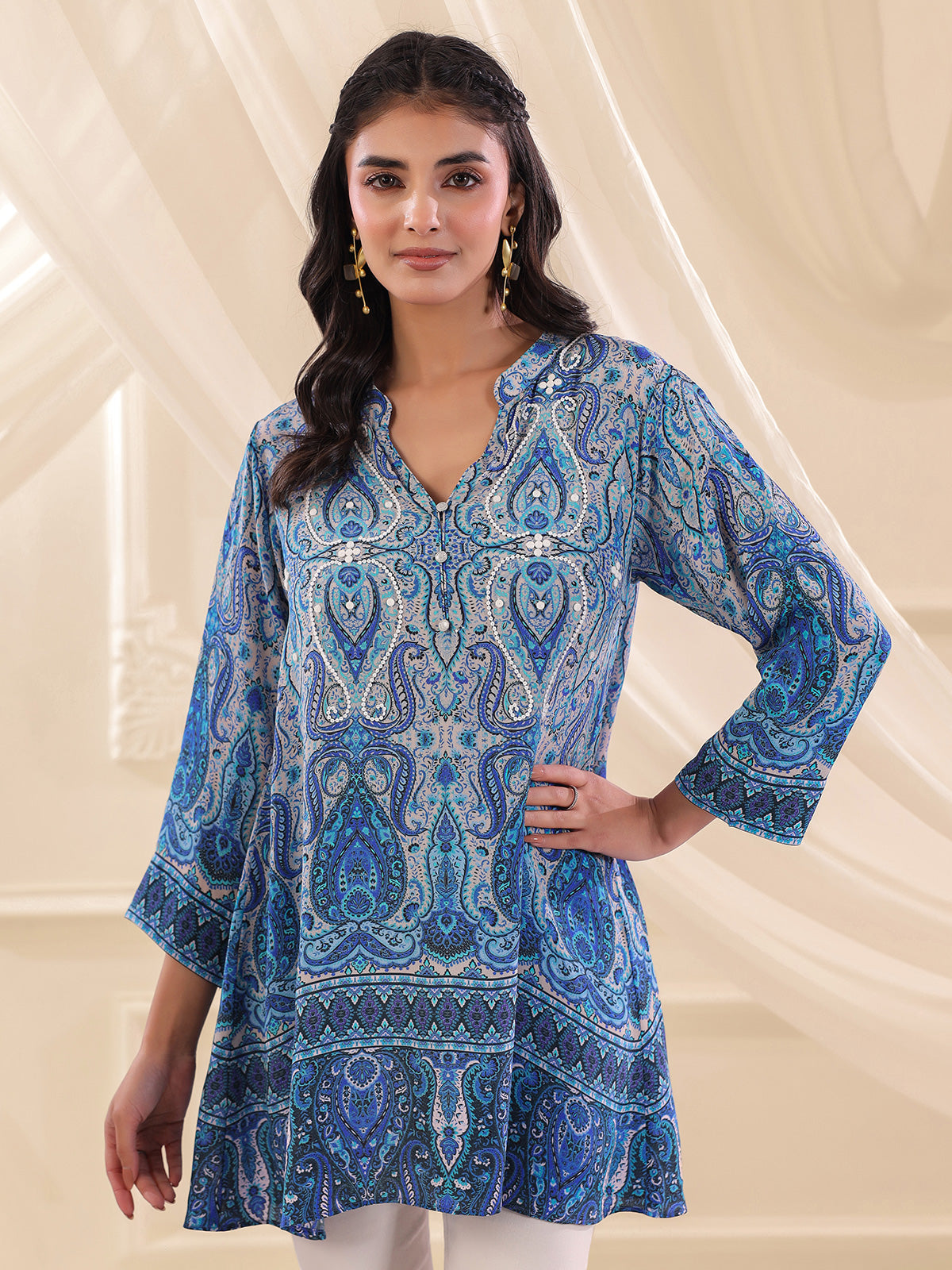 Blue viscose crepe printed casual short kurti for women