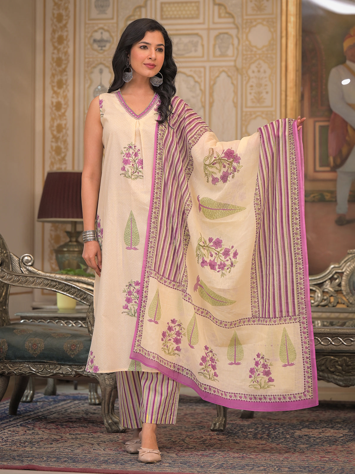 Off white cotton kurti set with traditional prints