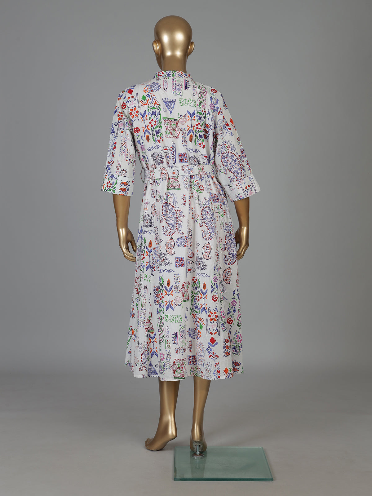 Off white cotton printed kurti featuring stand collar