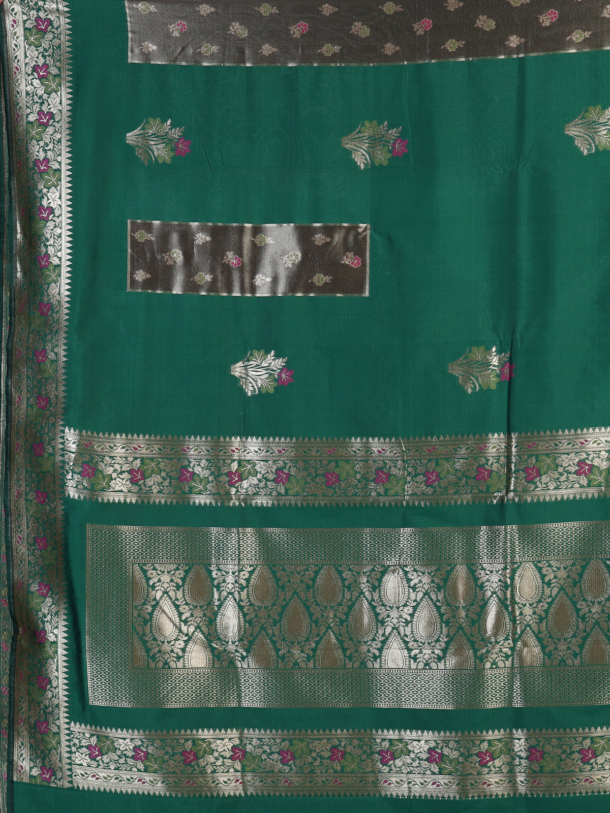 Green banarasi silk saree with floral butti zari work