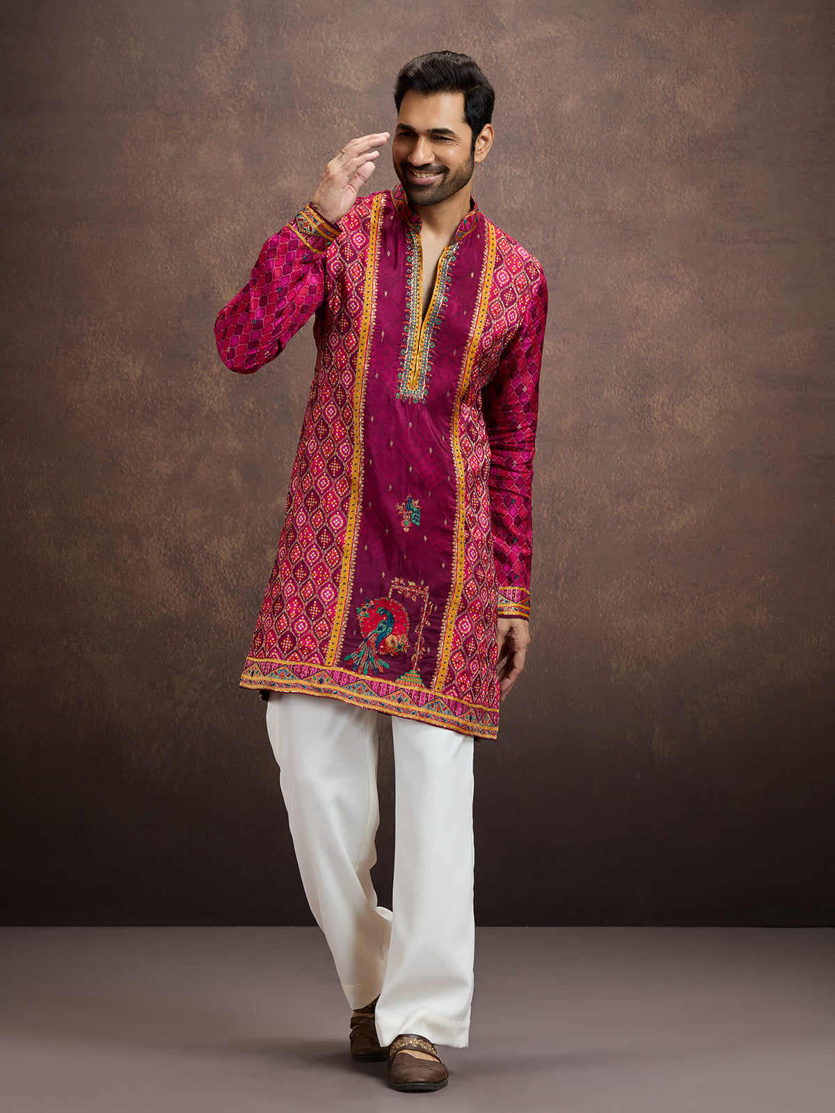 Magenta pink bandhani kurta pajama for men
