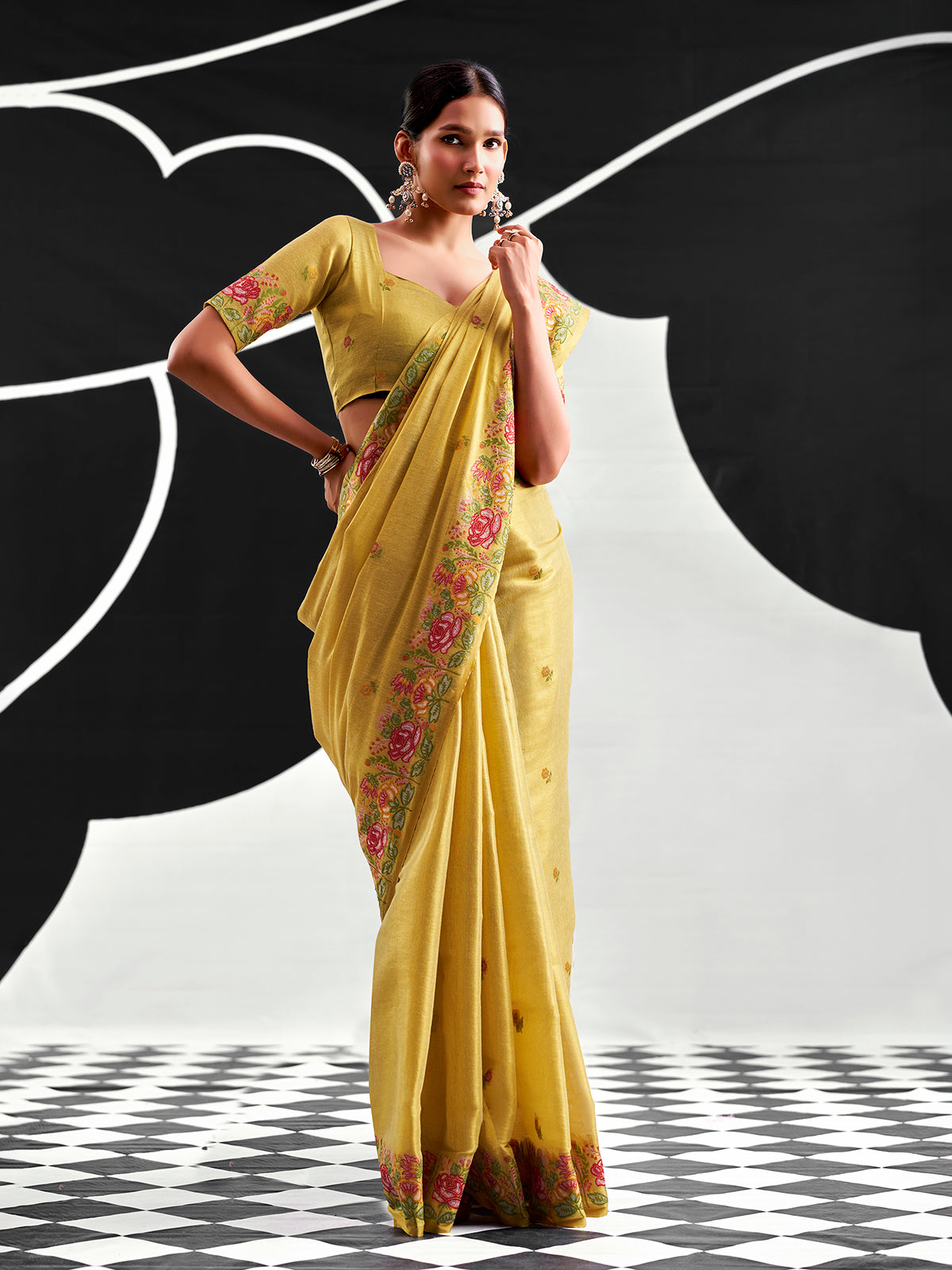 Green elegant tissue silk zari saree