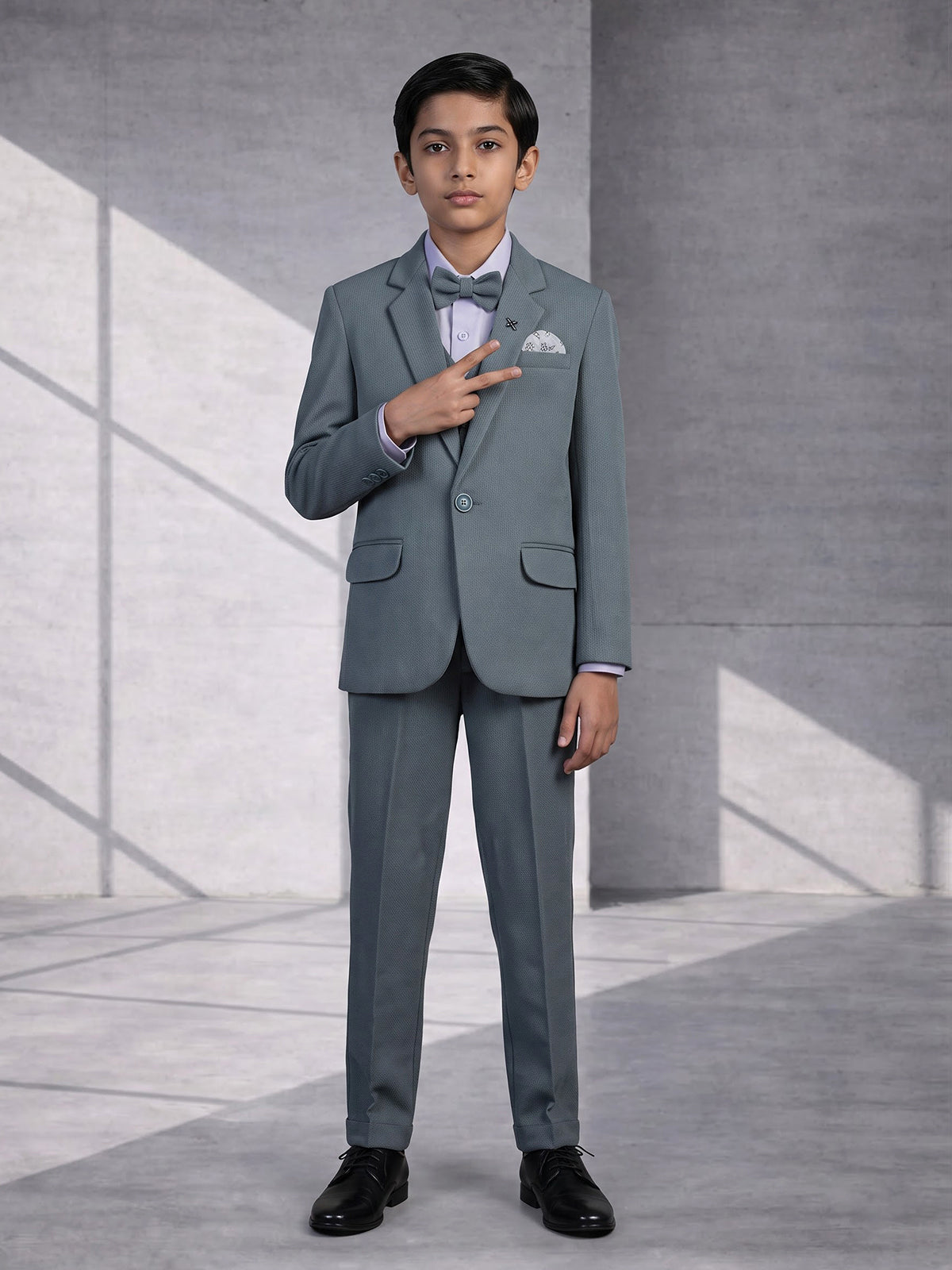 Grey solid one-button cotton blend coat suit