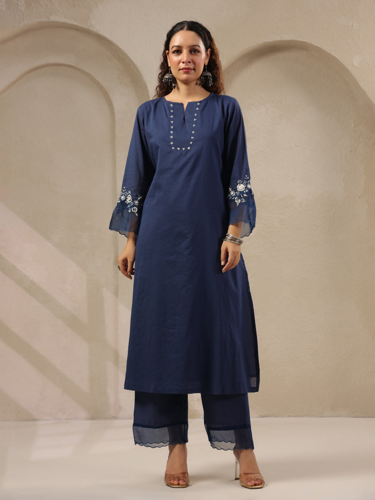 Navy threadwork floral printed contrast dupatta silk kurti set