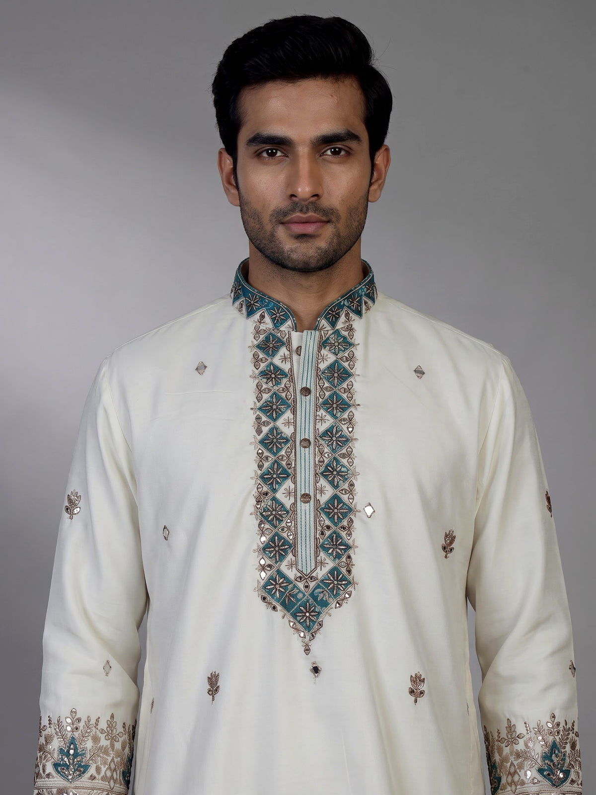 Ivory-white raw silk blend men kurta suit with teal bandhani stole