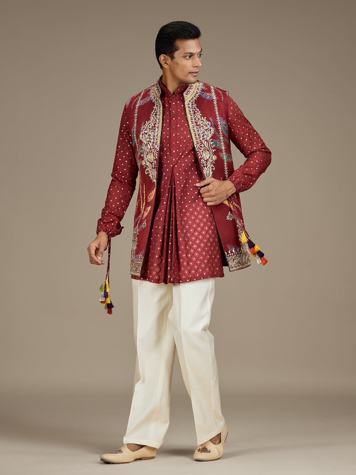 Maroon mens regal bandhani waistcoat kurta set