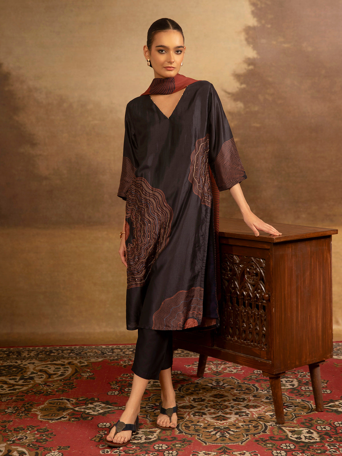 Black printed cotton silk women kurti set with zari