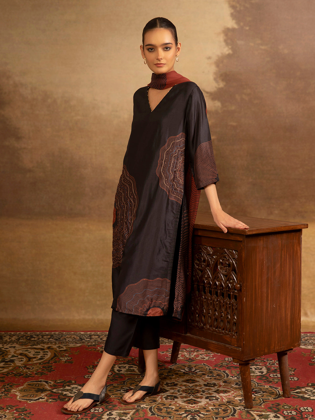 Black printed cotton silk women kurti set with zari