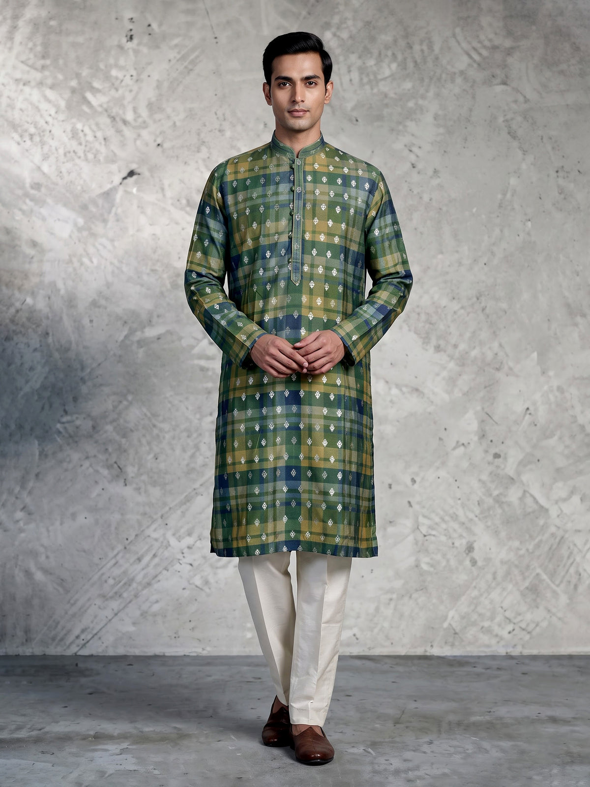 Green premium silk blend zari kurta pajama