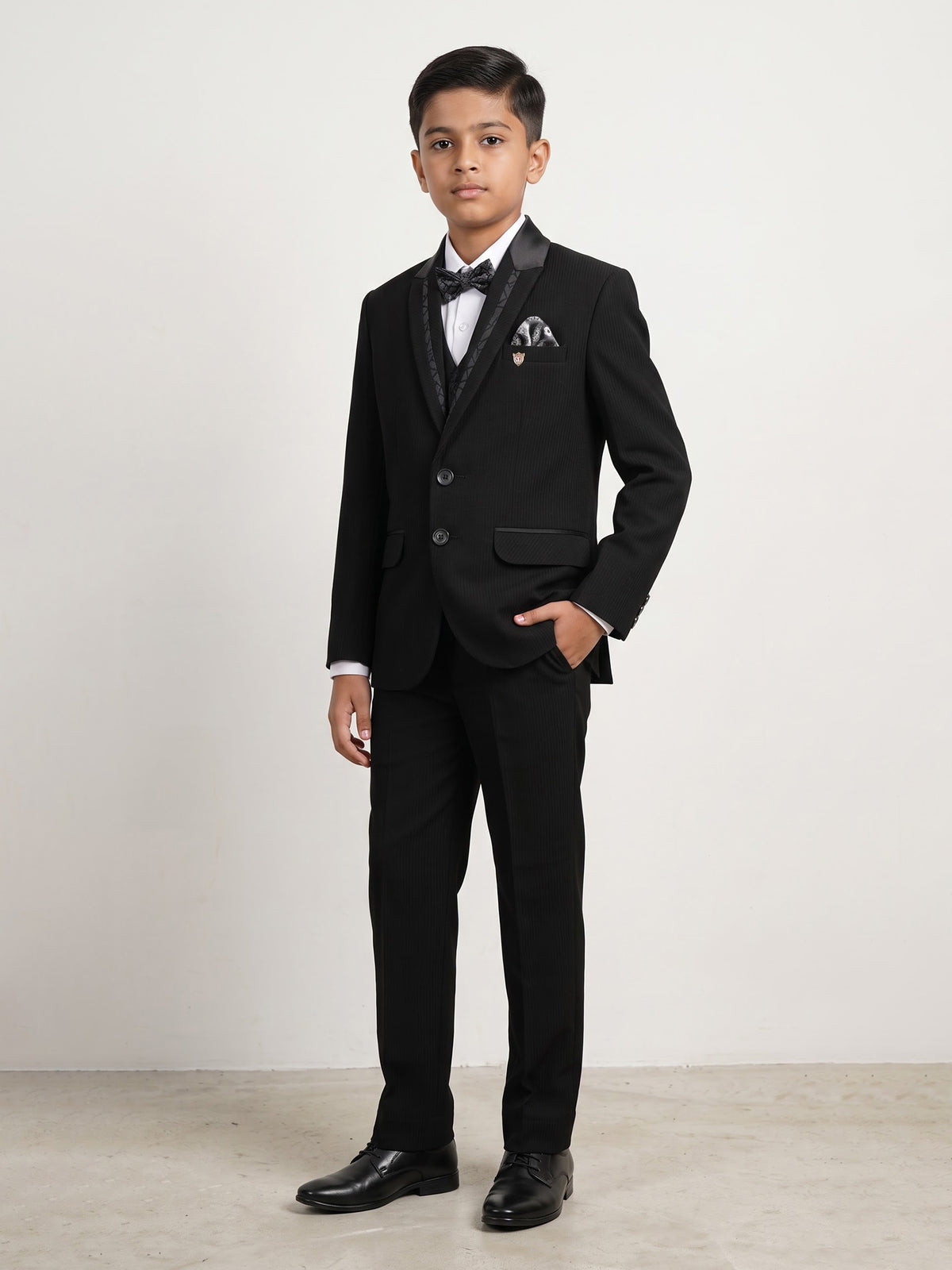 Black cotton blend boys coat suit with bowtie details
