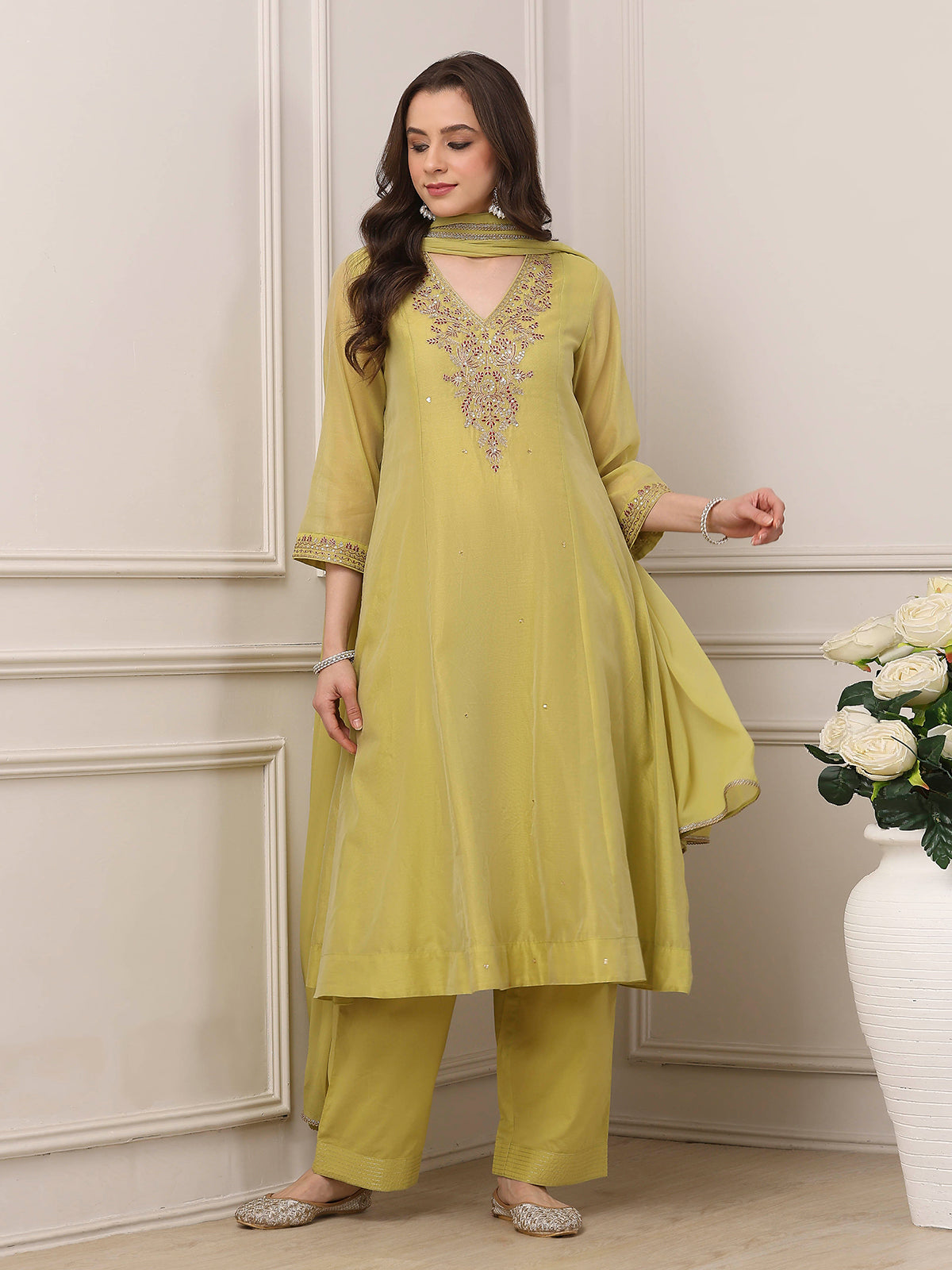 Green anarkali kurti set with dupatta
