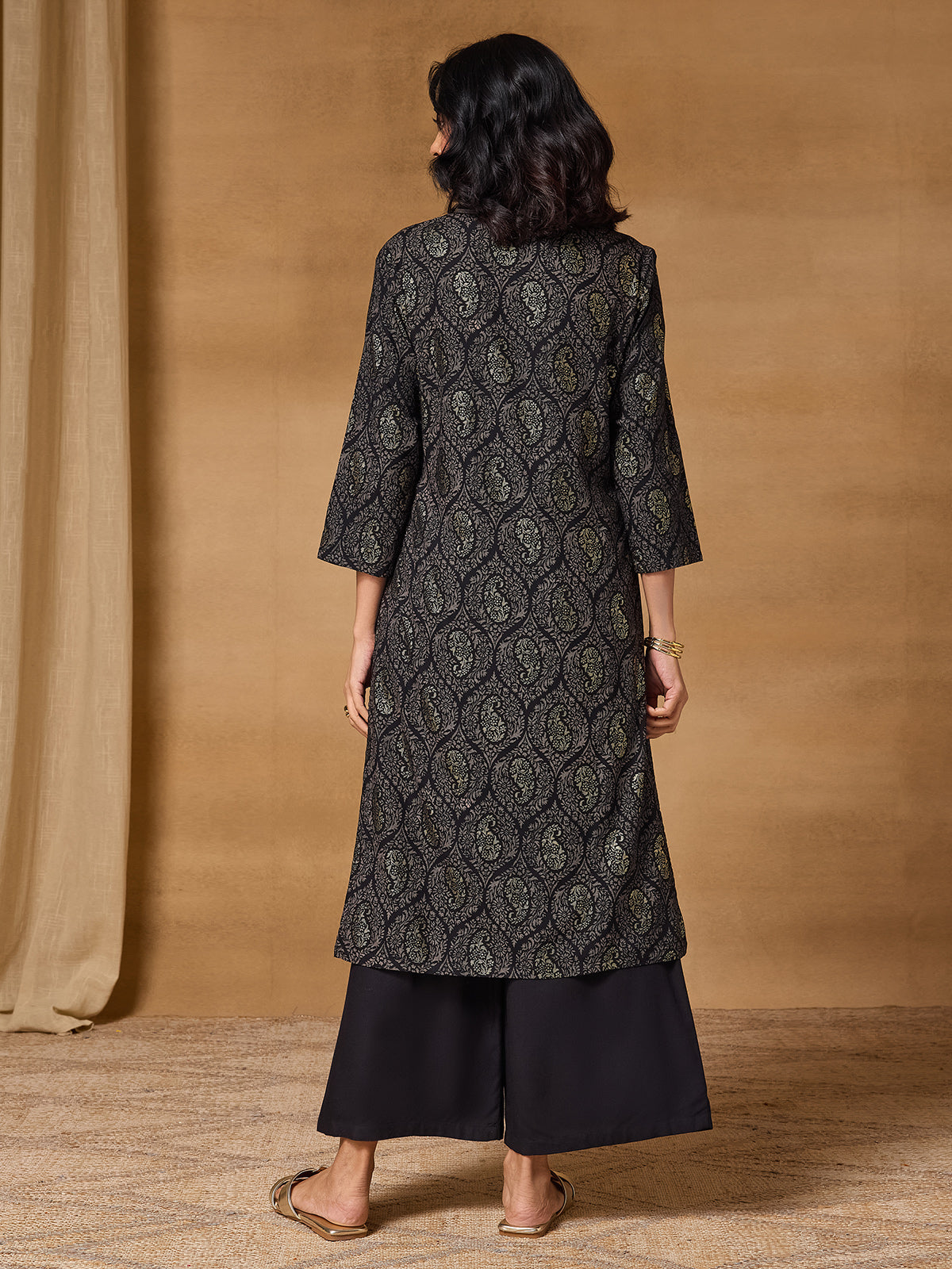 Black women kurti Persian paisley straight elegance