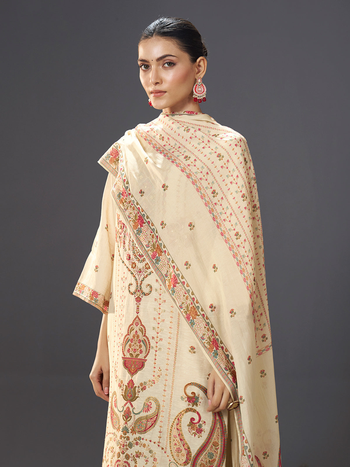 Cream cotton blend kashmiri inspired kurti set with zari detailing