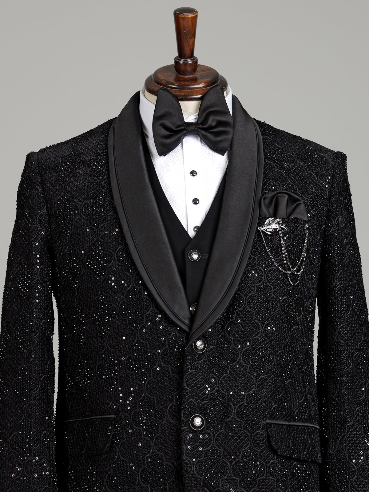 Black silk embroidered shawl lapel coat suit for mens weddings