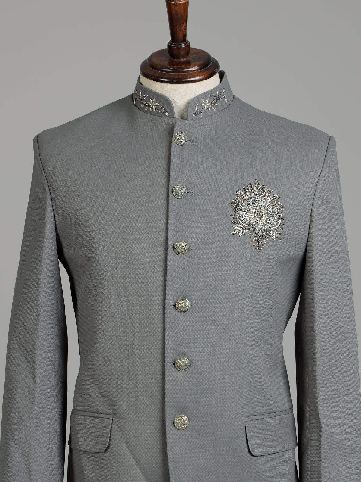 Grey mens tonal zardosi medallion bandhgala jodhpuri suit for weddings