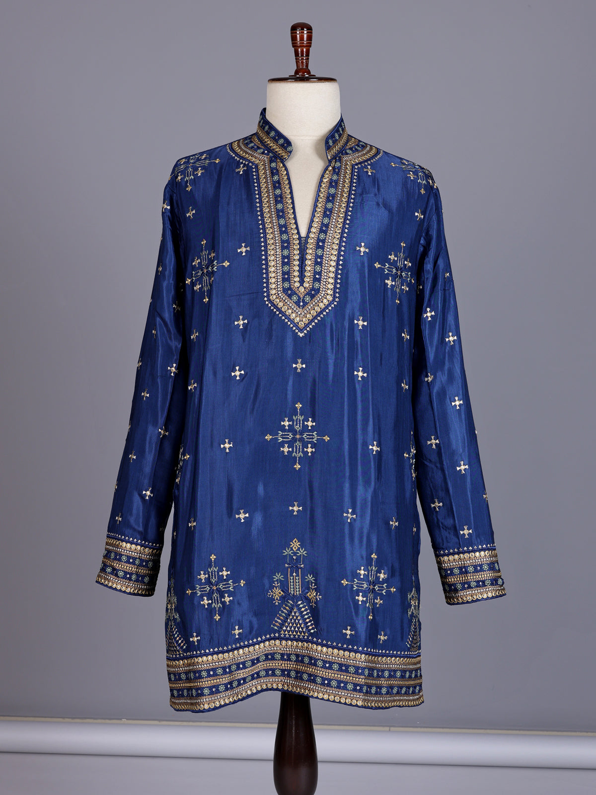 Royal blue silk embroidered kurta suit with mandarin collar