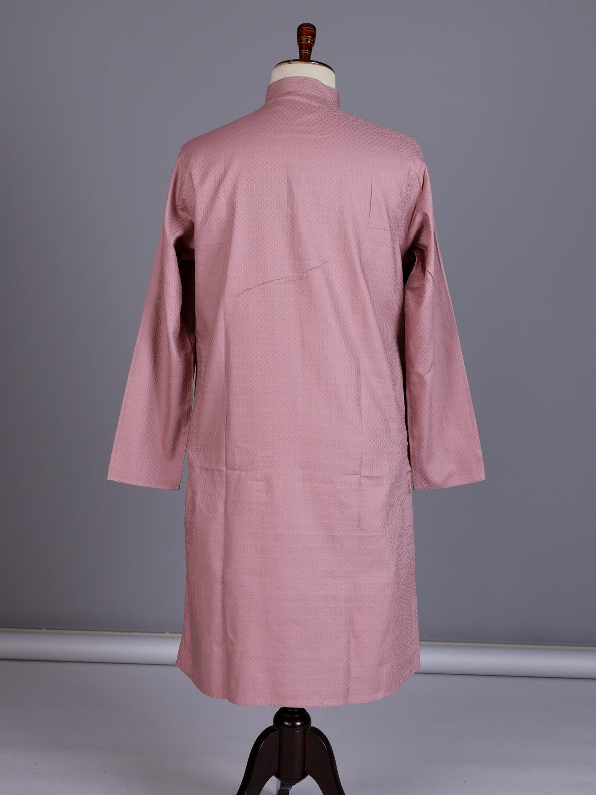 Dusty pink cotton silk blend kurta suit with thread texture