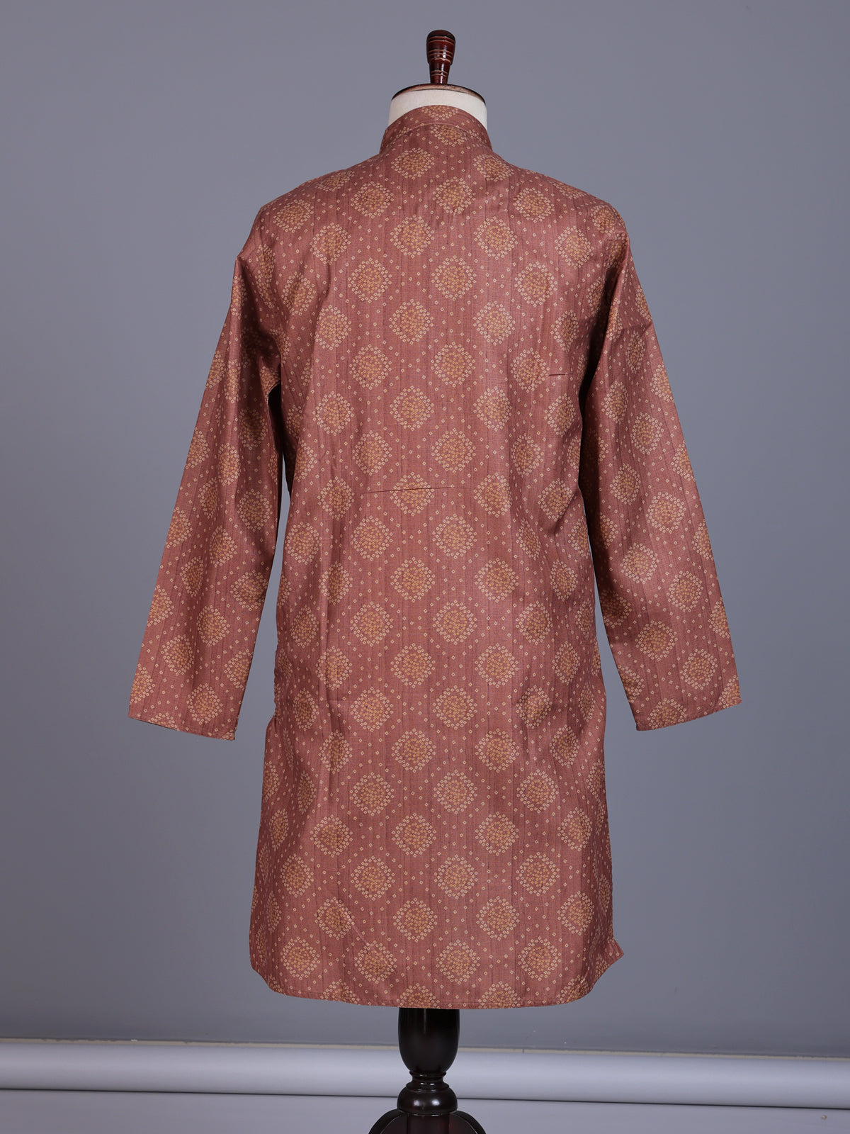 Rust light brown chanderi silk mens kurta suit with classic bandhani print