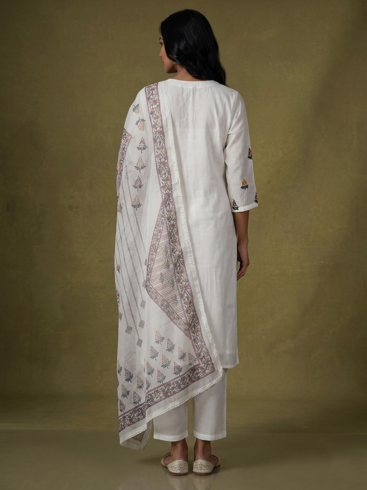 White tusser silk kurti set with delicate floral embroidery