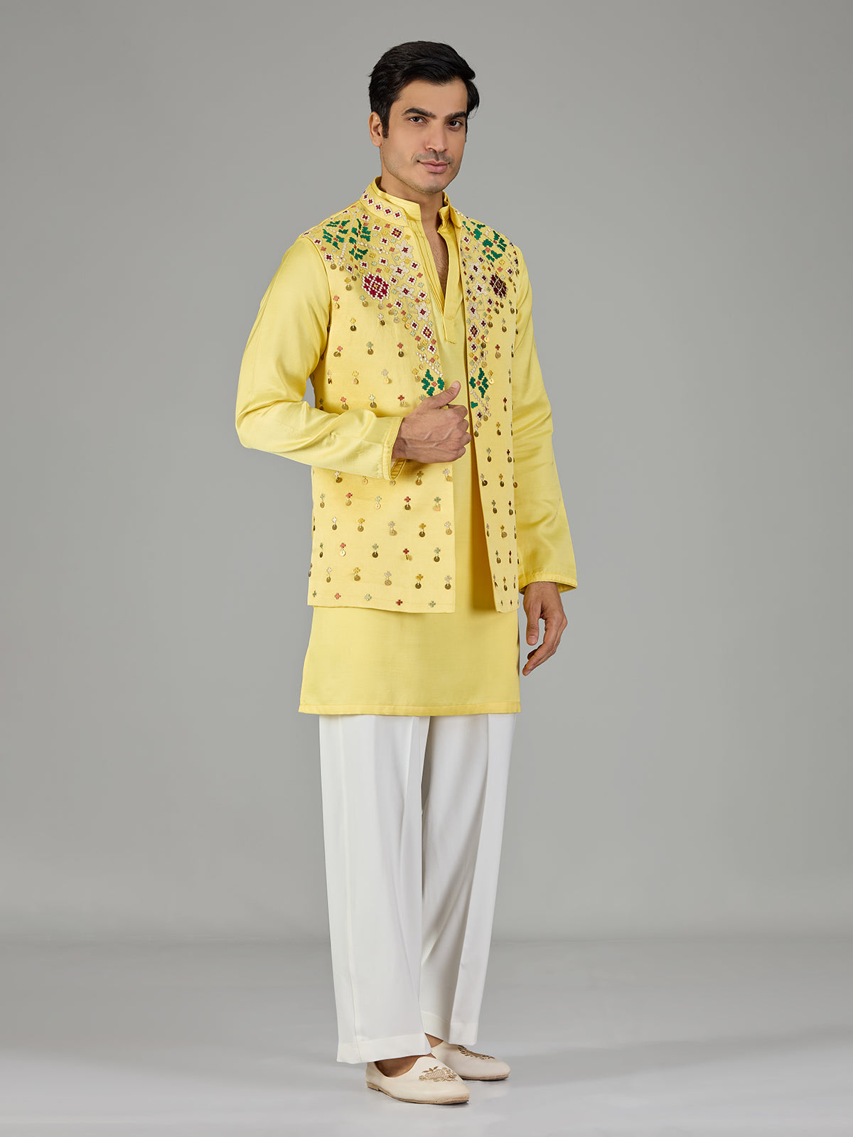 Yellow geometric floral men waistcoat set