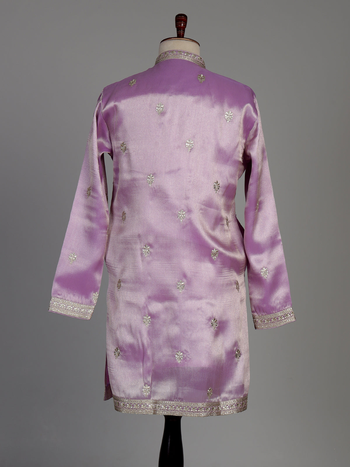 Pastel lilac silk blend kurta set with embroidered yoke detailing