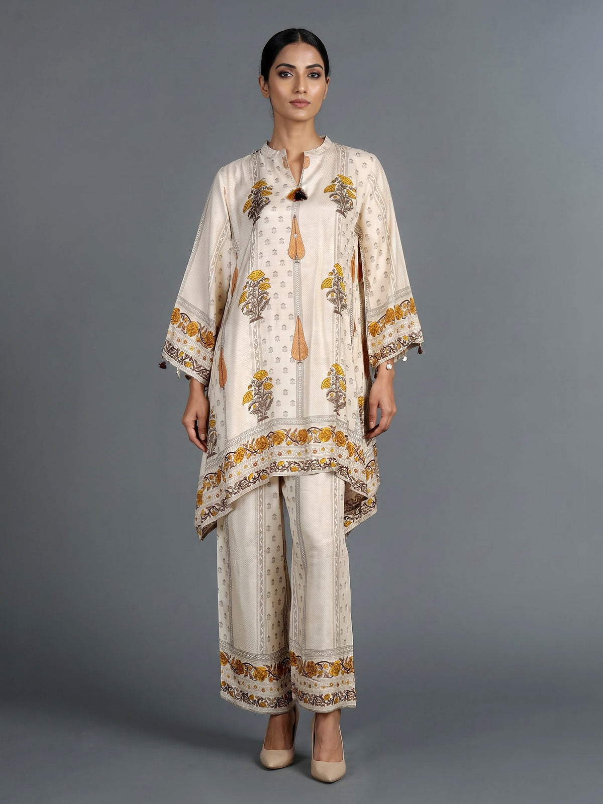 Off white sanganeri floral women kurti set