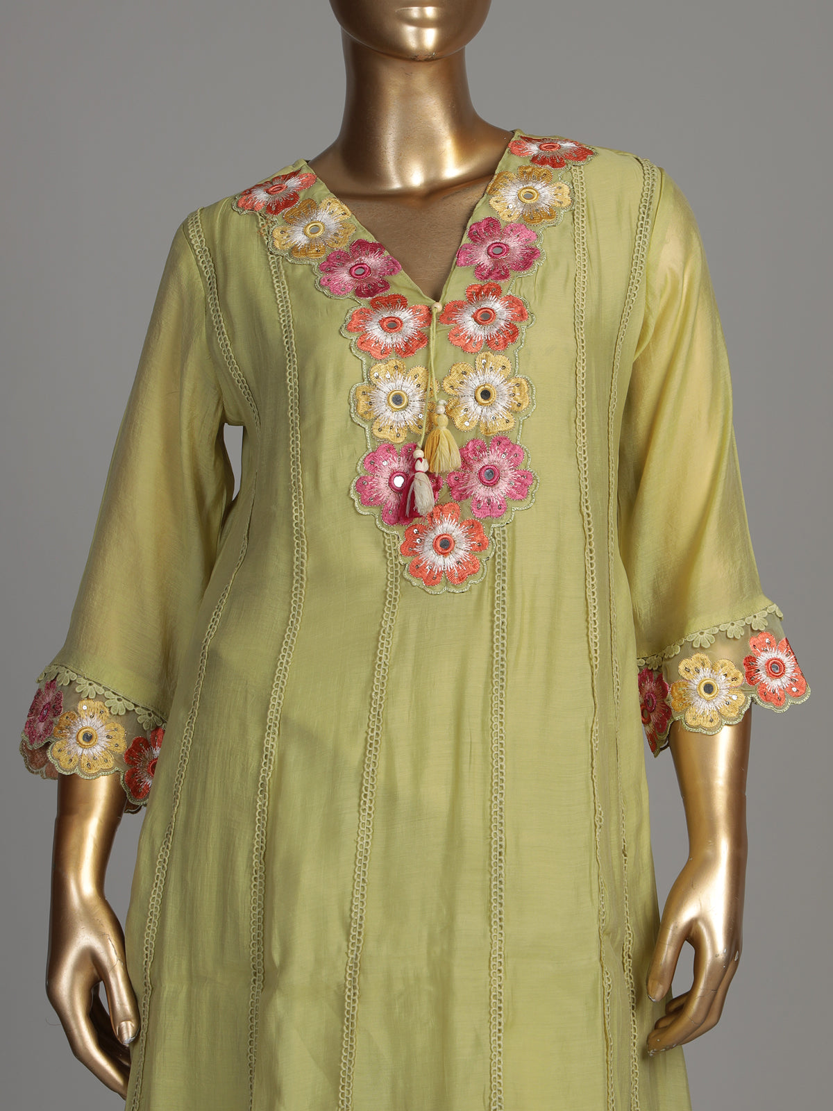 Green mirror rosette women kurti set