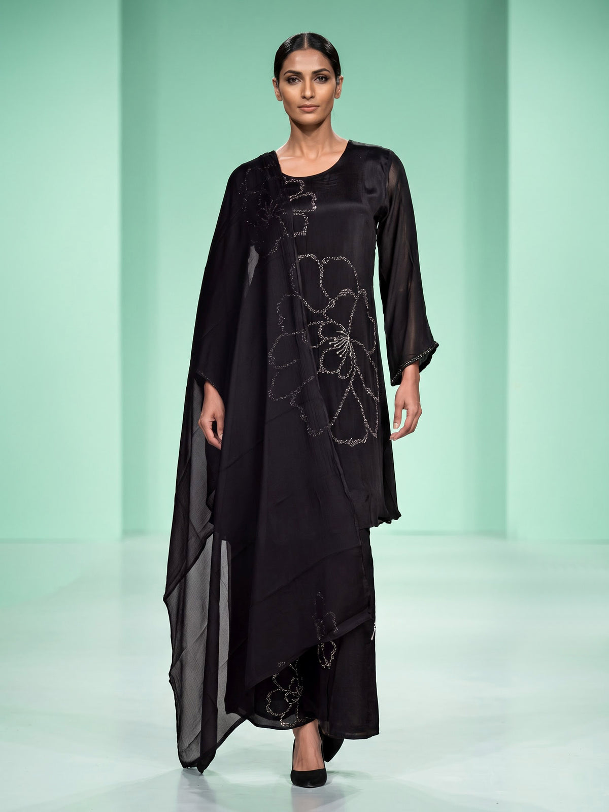 Black abstract blossom women kurti set