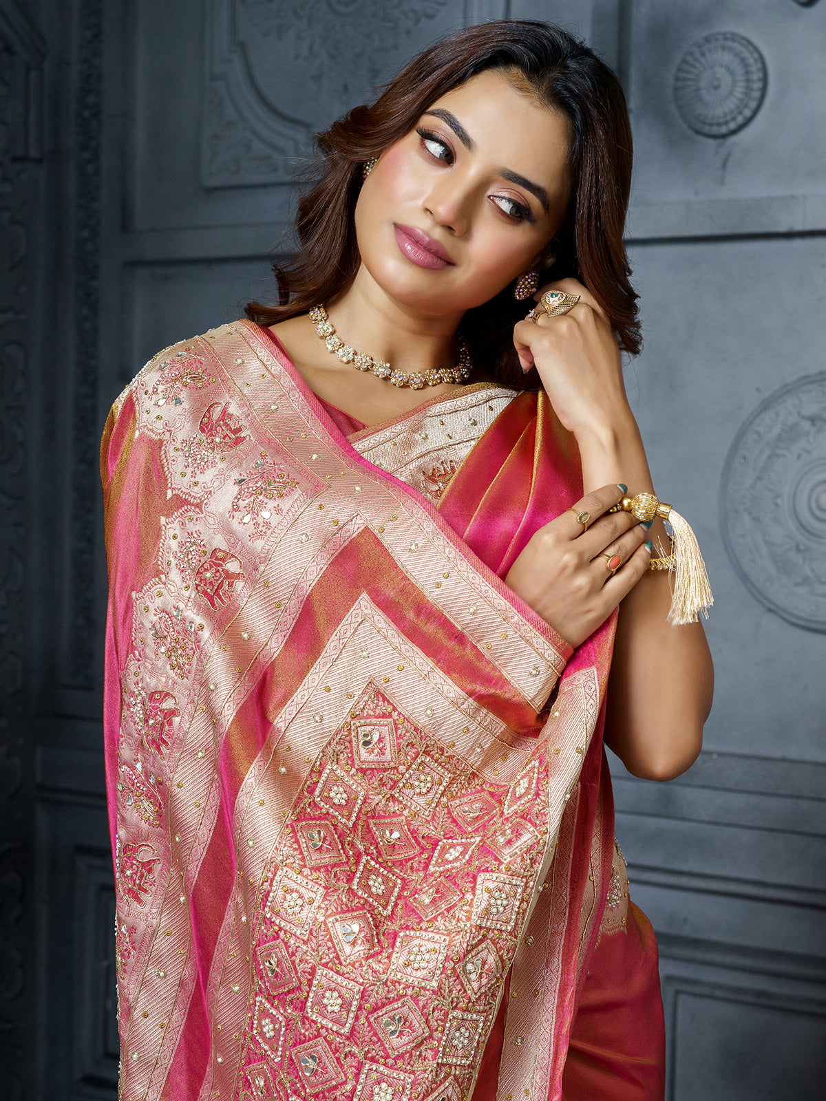 Pastel pink rosette pallu tissue saree for women