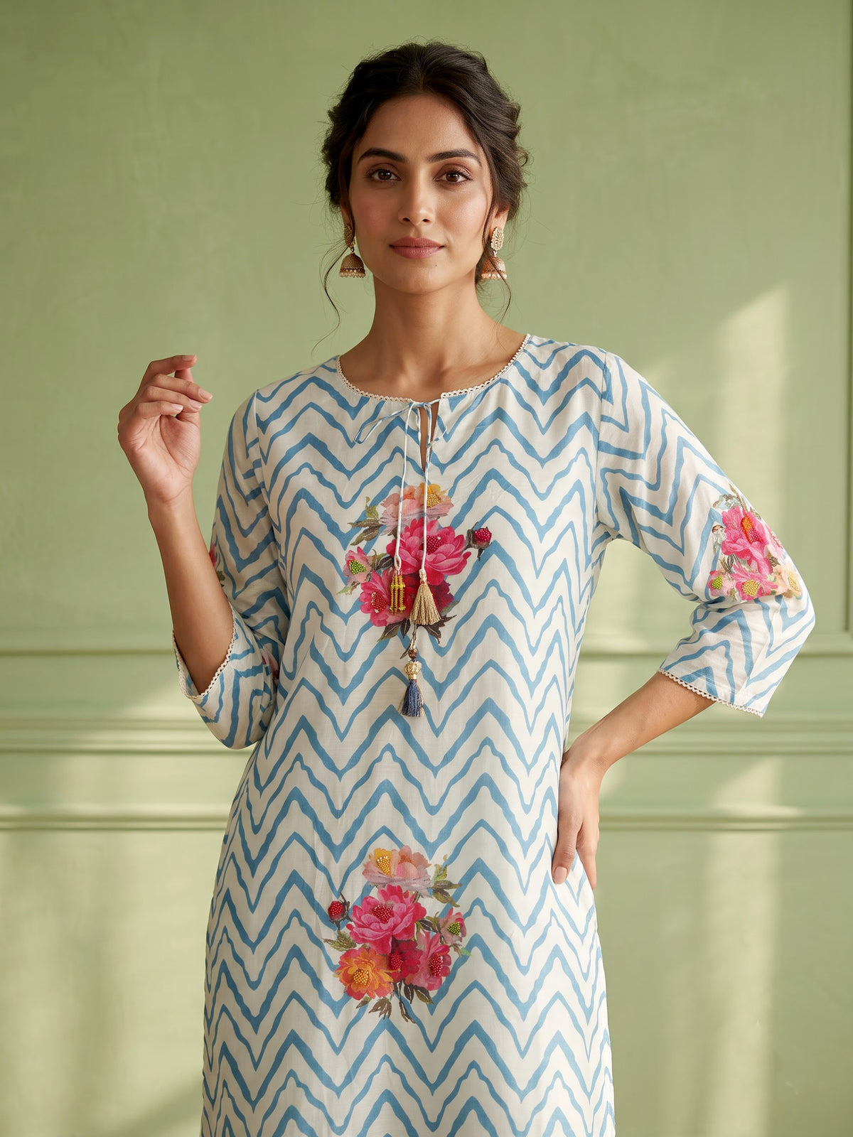 Off white peony wave women kurta set