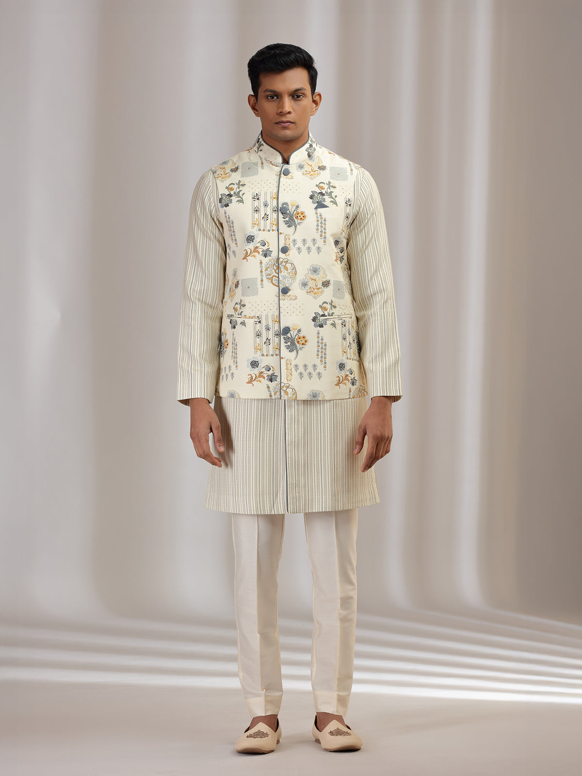 Cream cotton silk waistcoat set with print