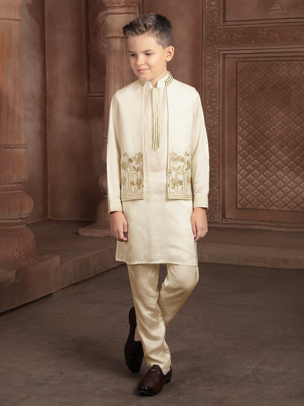 Cream cotton silk waistcoat set with zari elegance