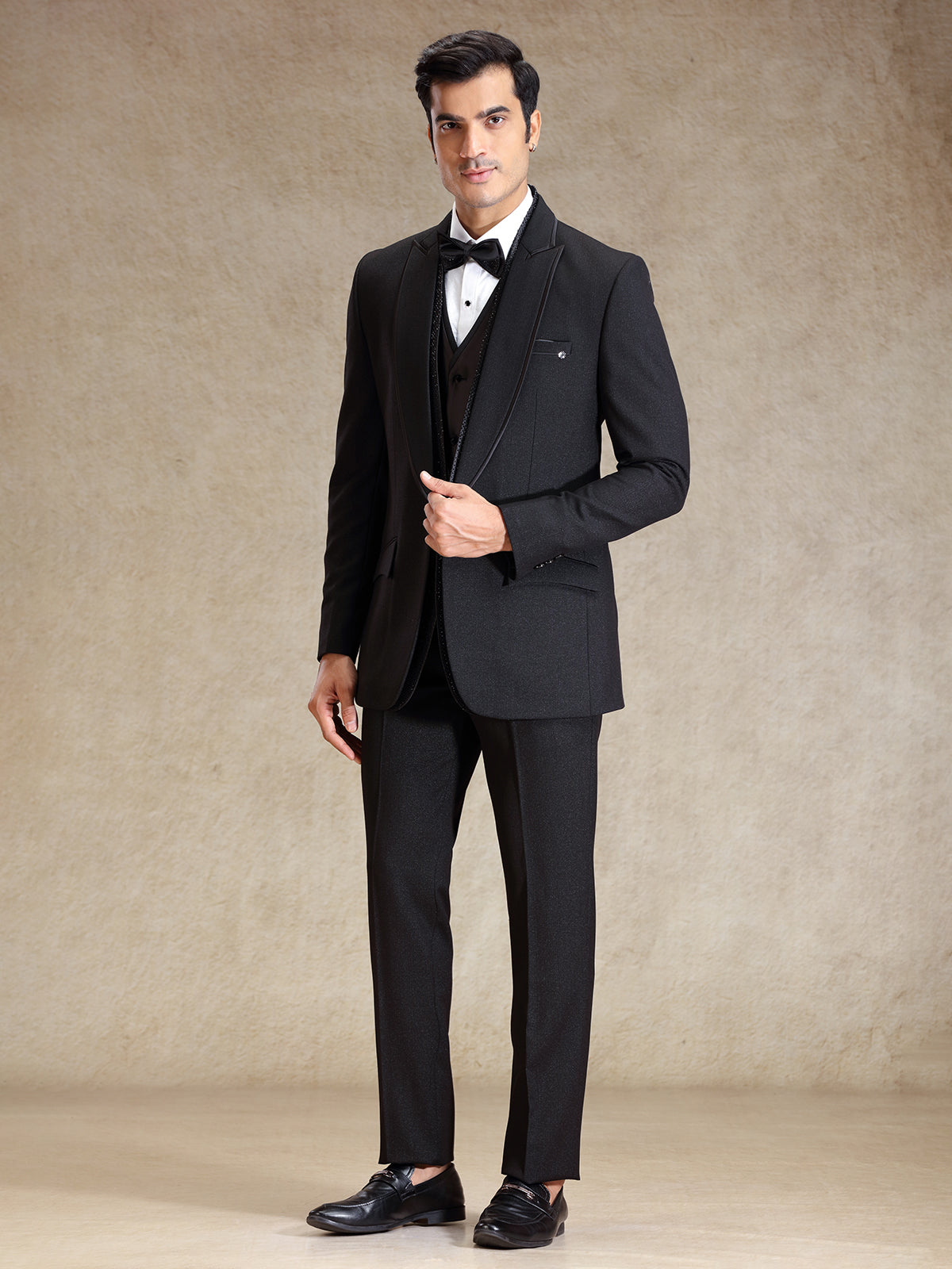 Elegant black terry rayon tuxedo 5 pcs suit for men