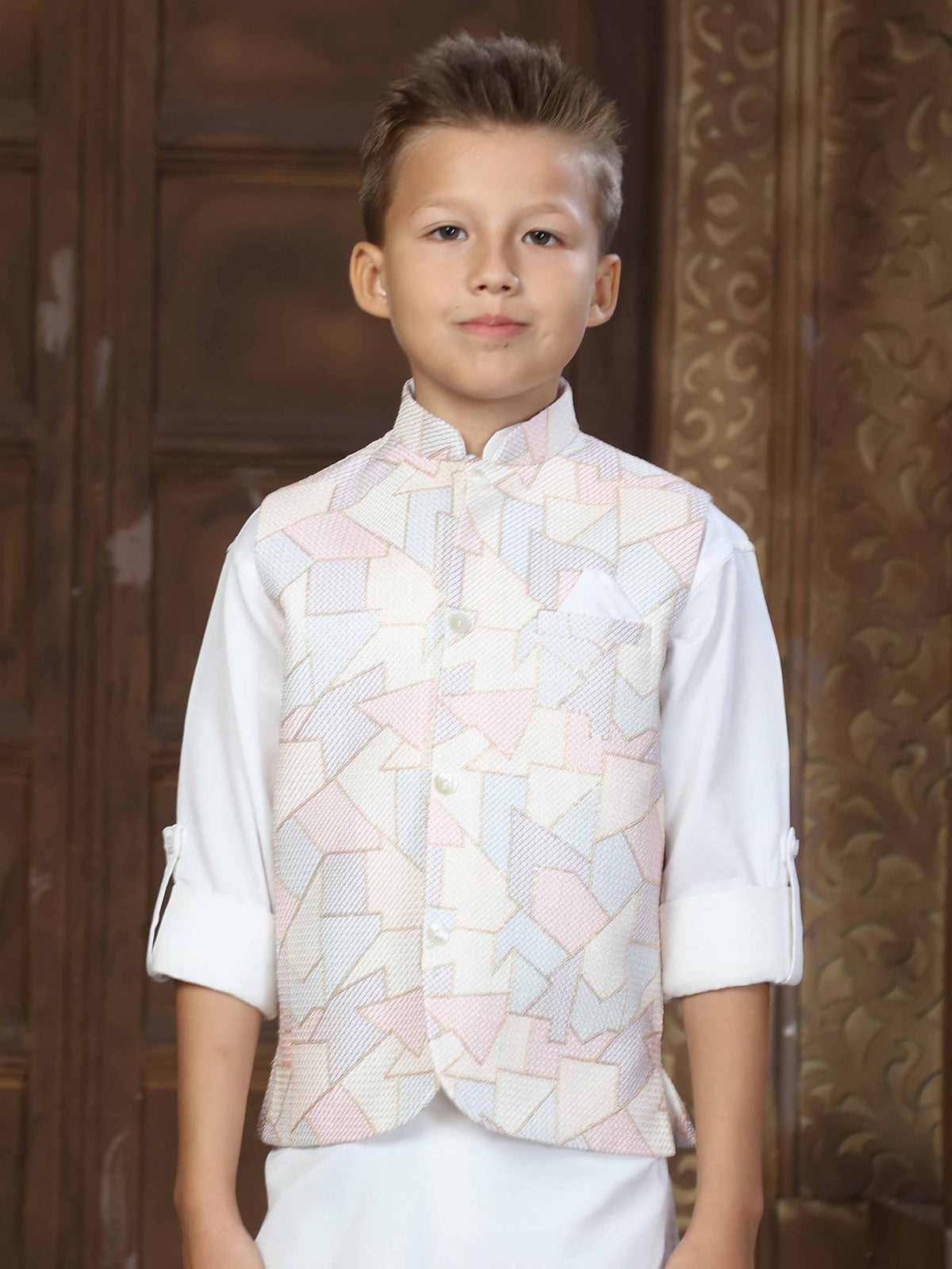 Elegant white zari textured waistcoat set for boys