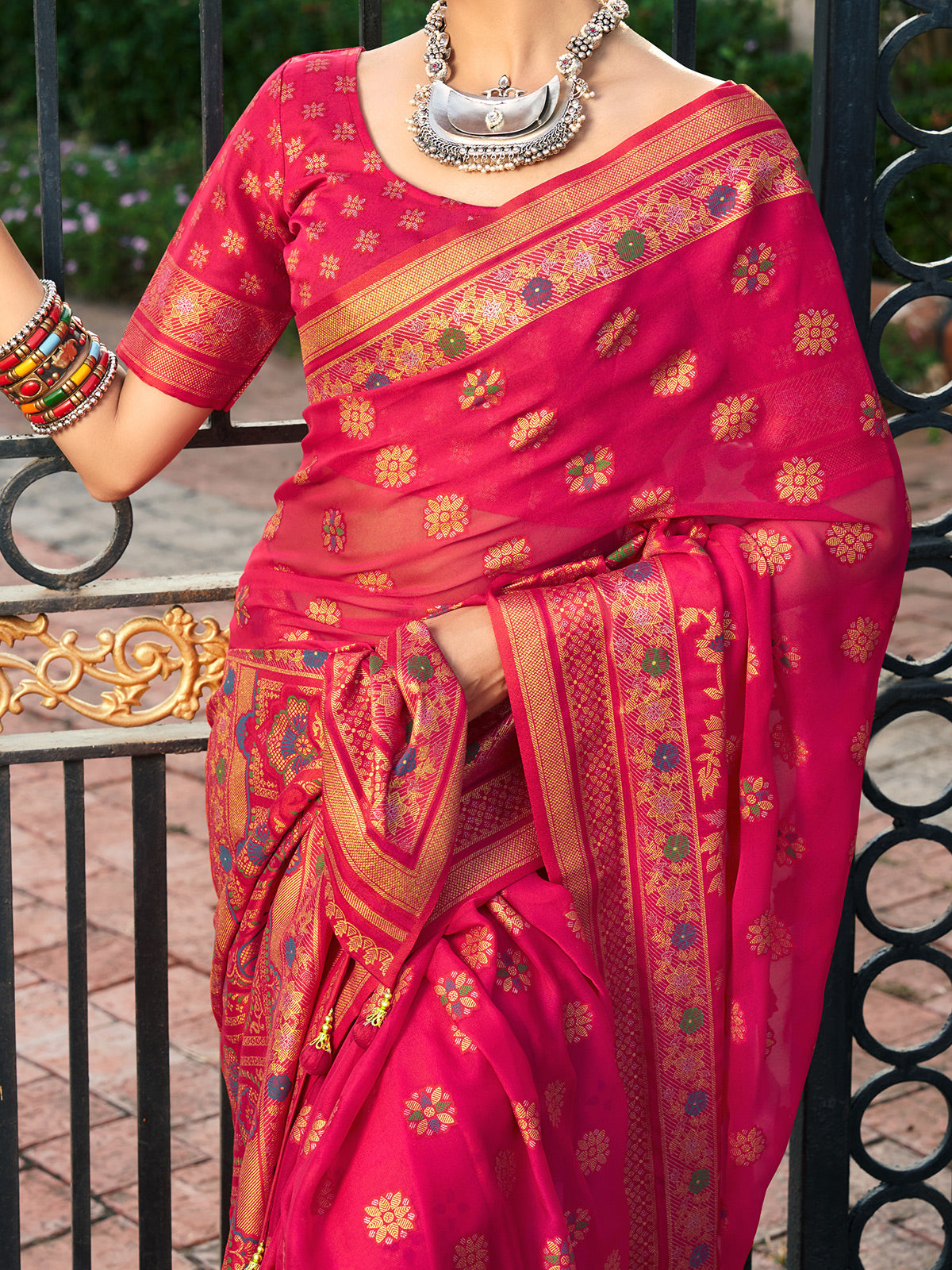 Magenta festive wear georgette saree for women