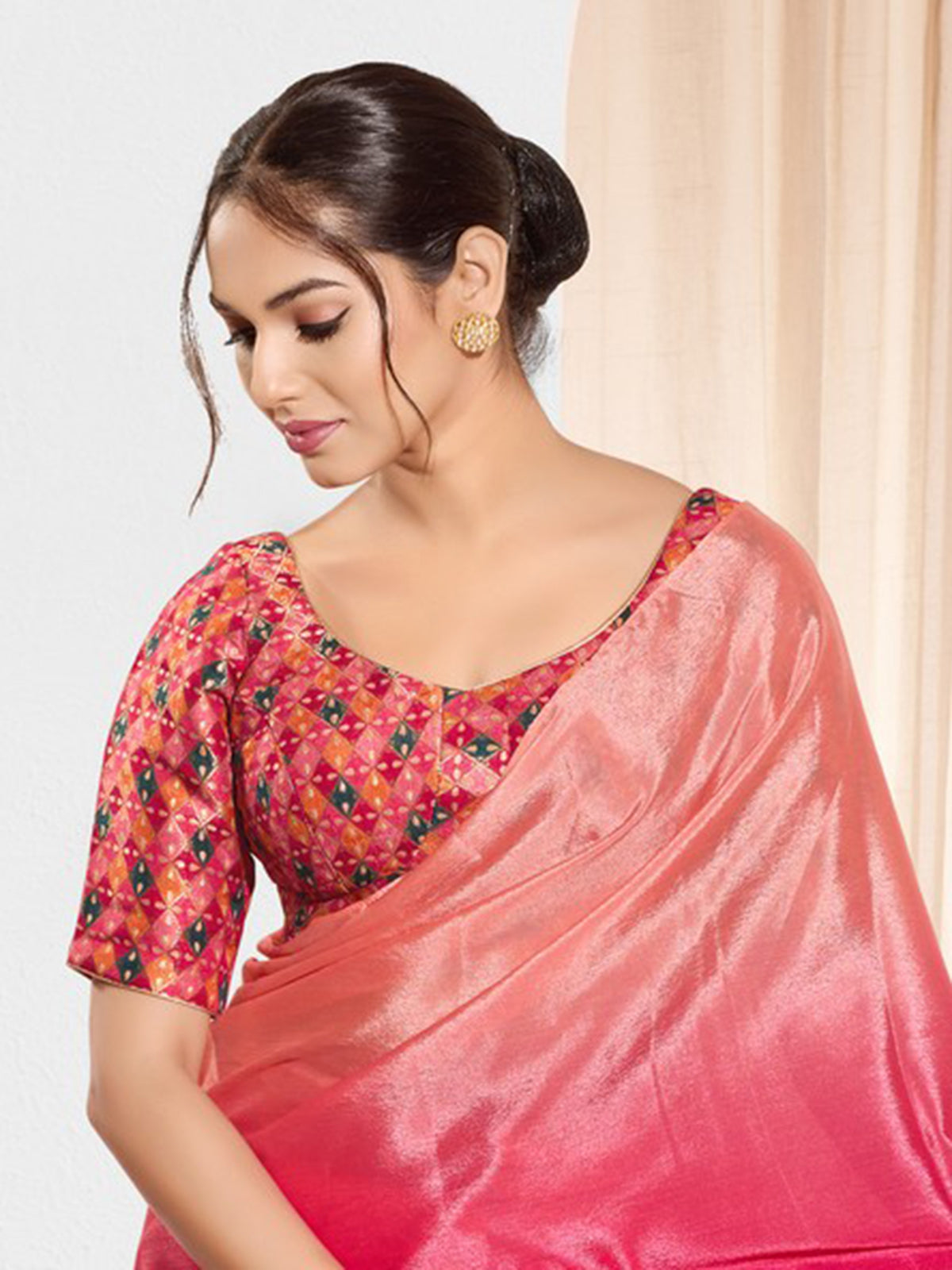 Pink jacquard printed round neck elbow sleeve blouse
