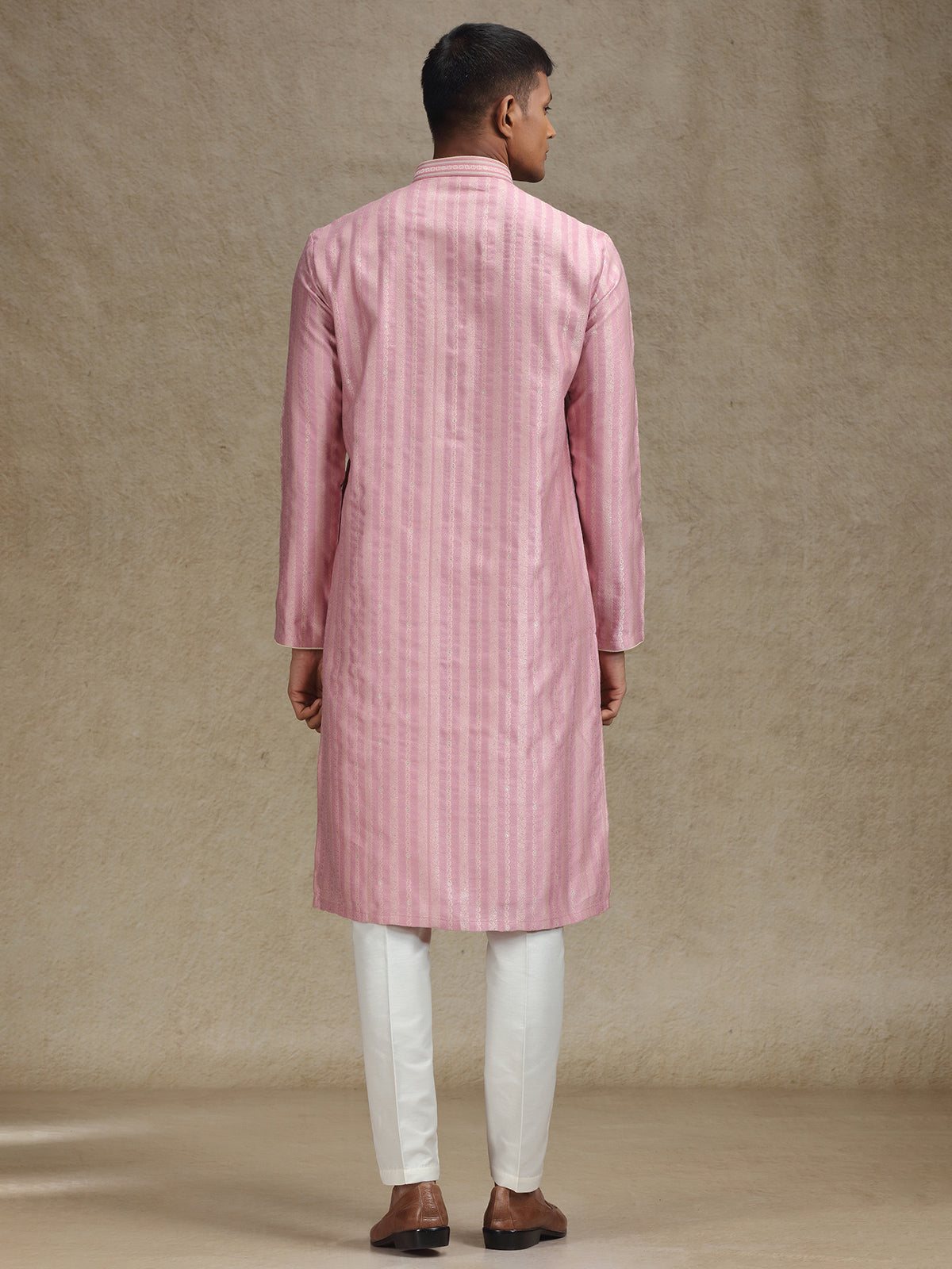 Pink kurta pajama in textured stripe pattern