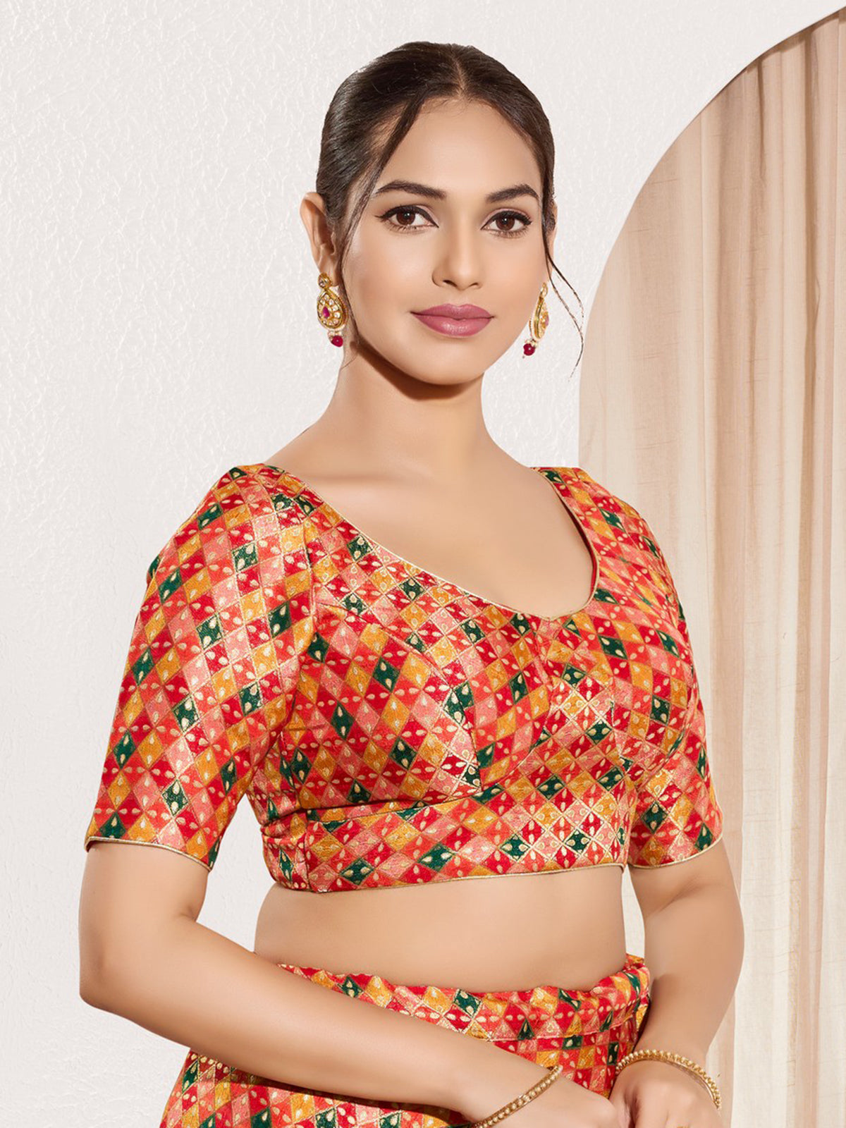 Red jacquard printed blouse with round neckline