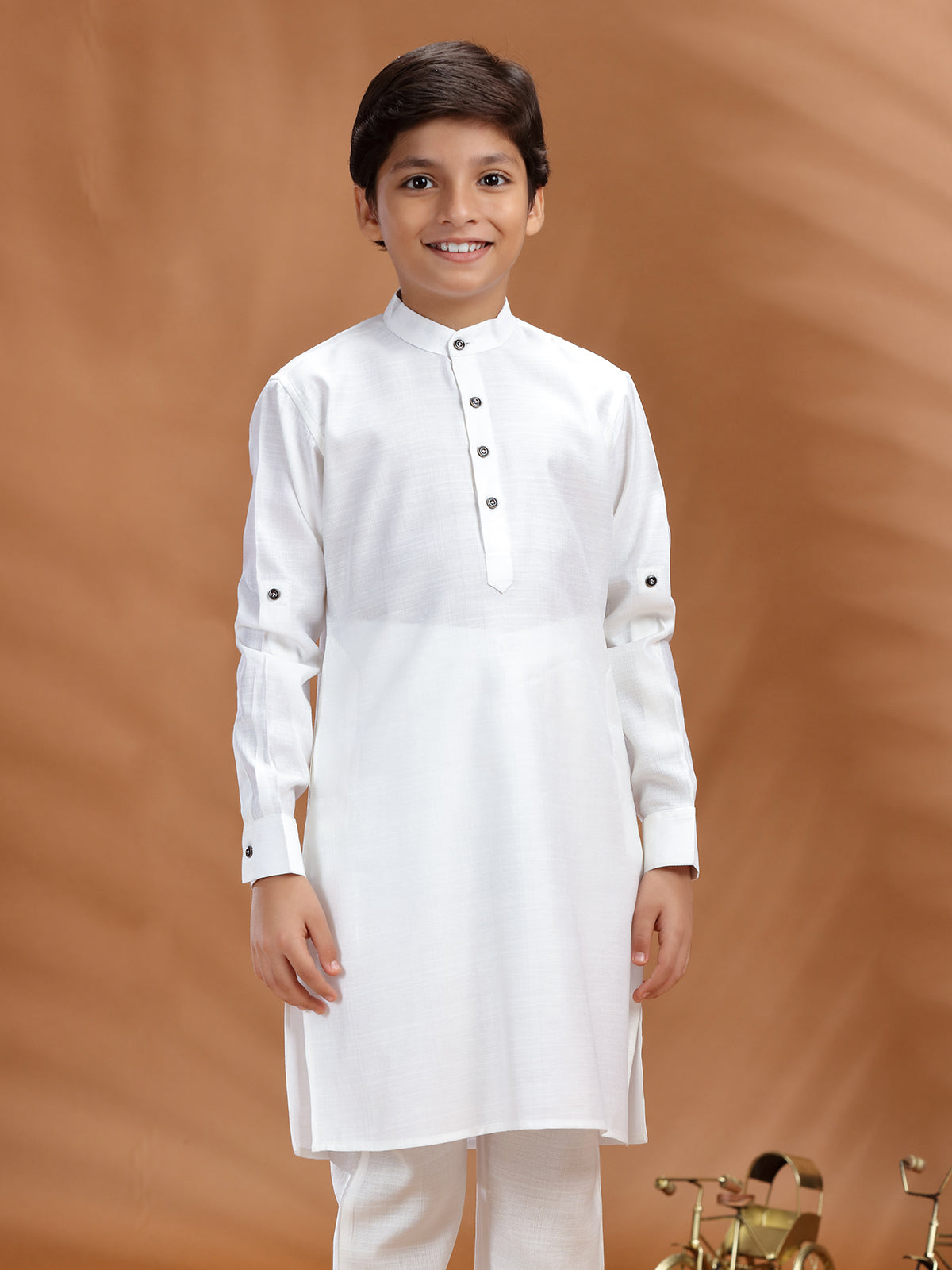 White festive cotton kurta for traditional vibe