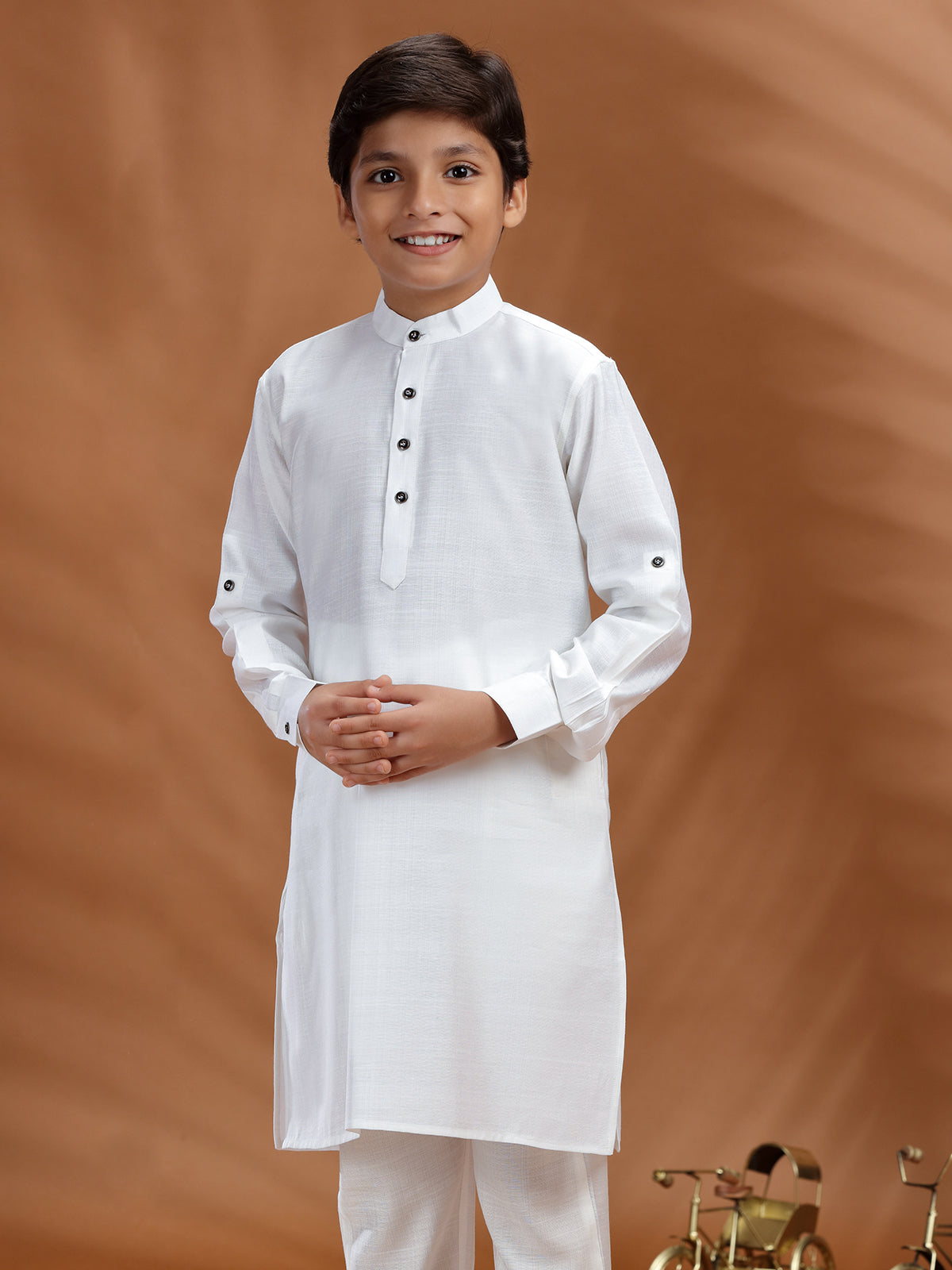 White festive cotton kurta for traditional vibe