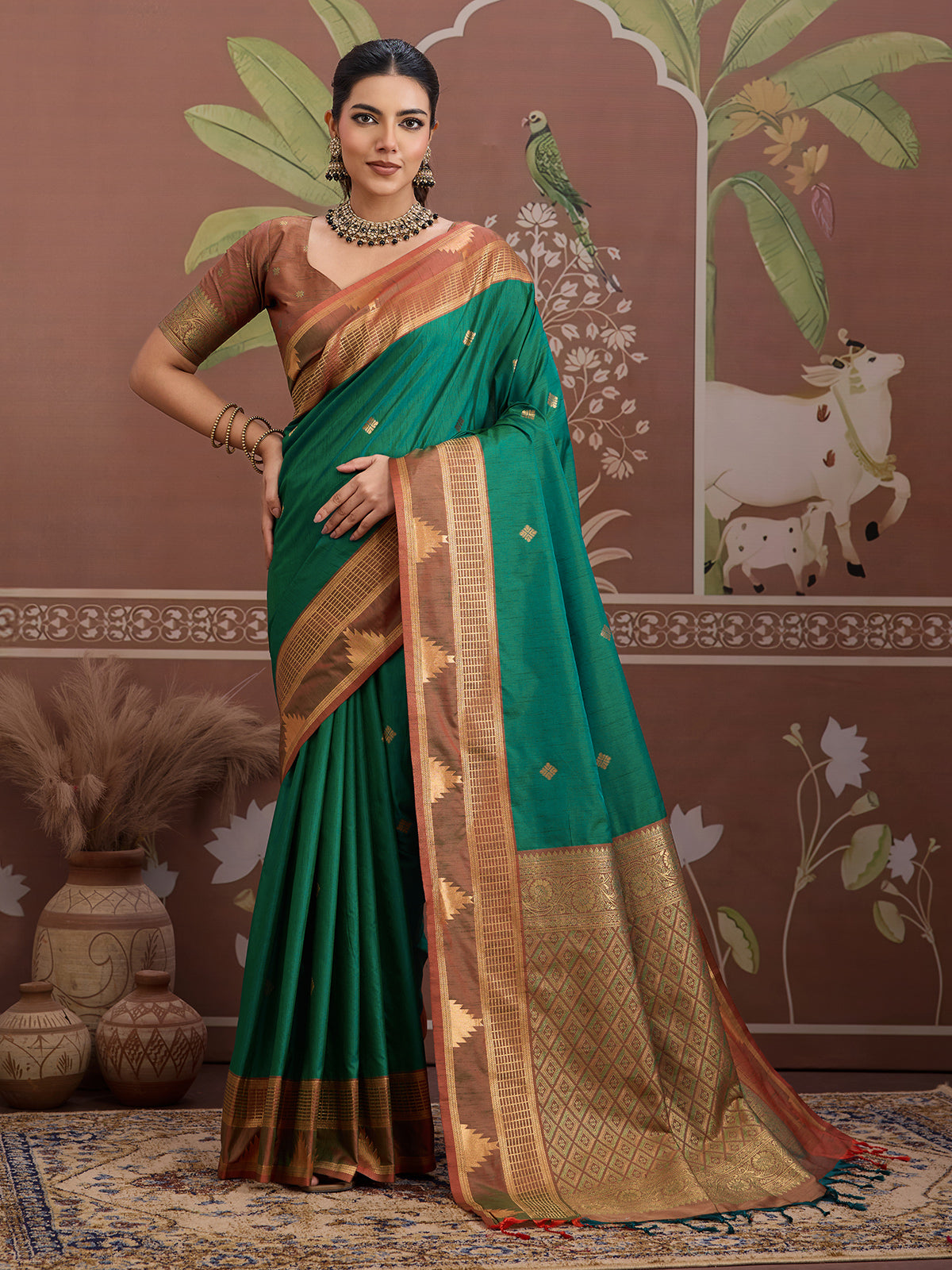 Green tussar silk saree with handloom zari