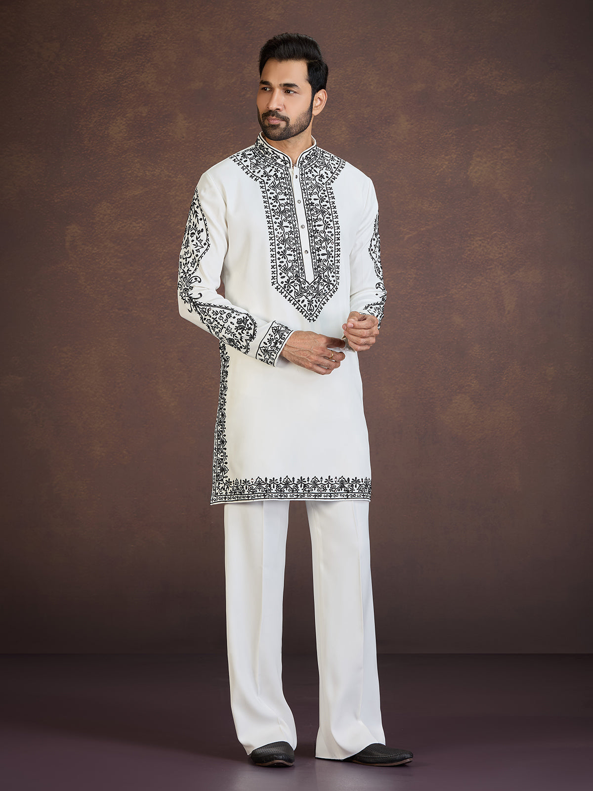 White viscose blend kurta suit with contrast thread work