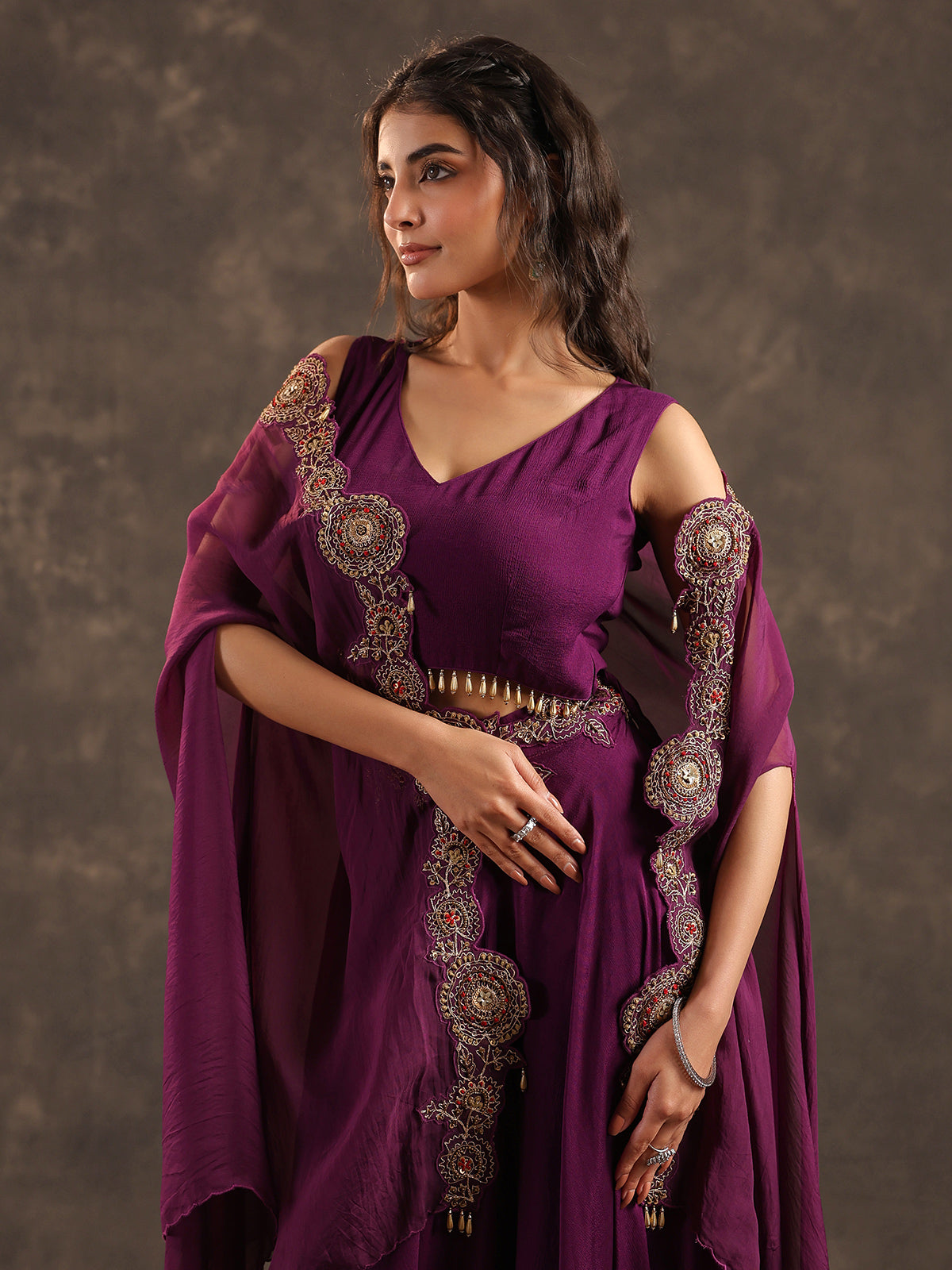 Purple viscose crepe palazzo suit with elegant shrug